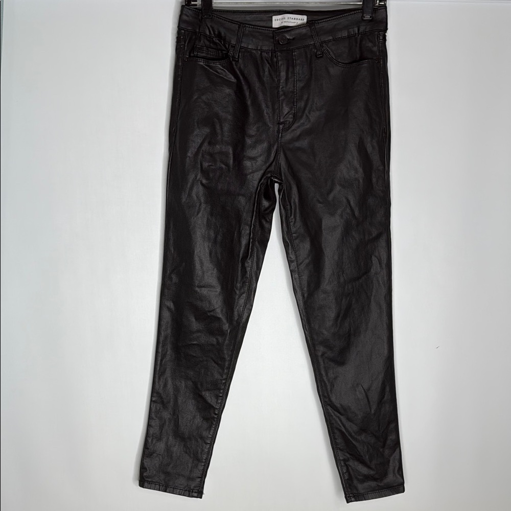 Black Skinny Pants